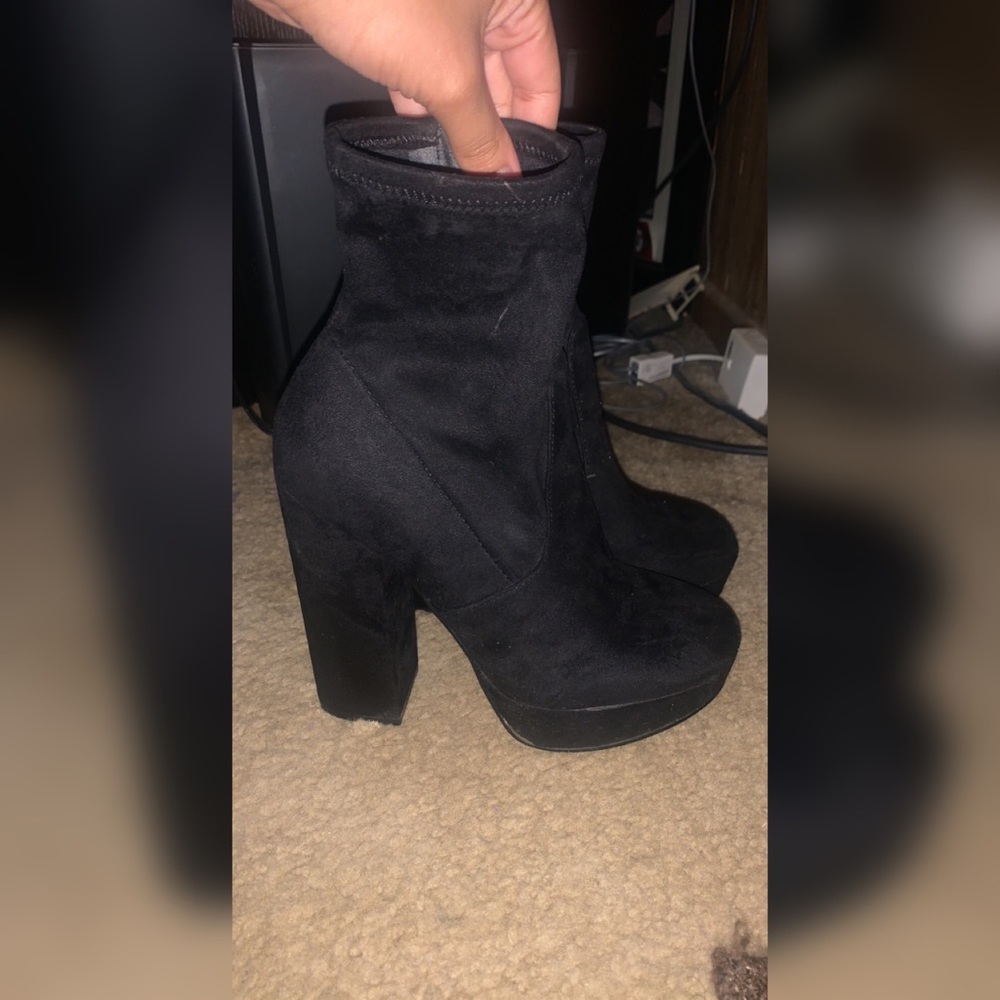 Steve Madden stardust booties